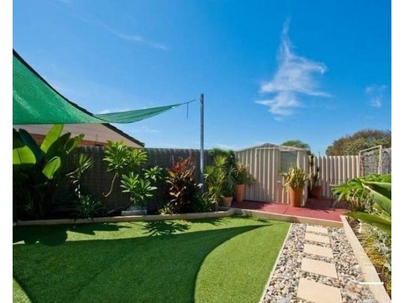 4/2 NAGEL PLACE, Dianella WA 6059