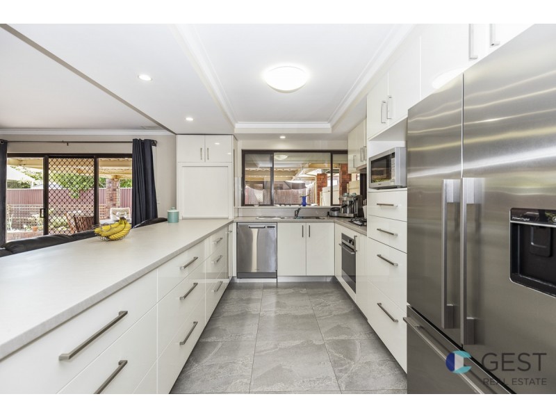 41 PEPPERMINT CRESCENT, Ballajura WA 6066