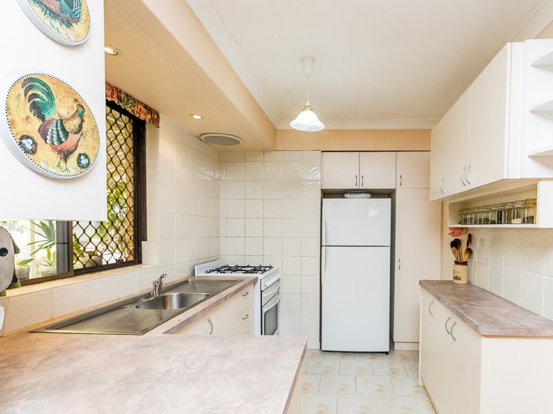 6 SITTANA PLACE, Beechboro WA 6063