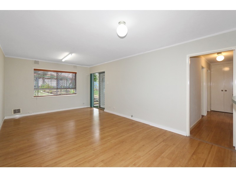 5/26 Salcott Road, Girrawheen WA 6064