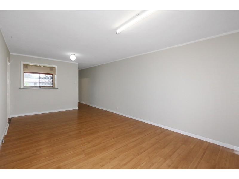 5/26 Salcott Road, Girrawheen WA 6064