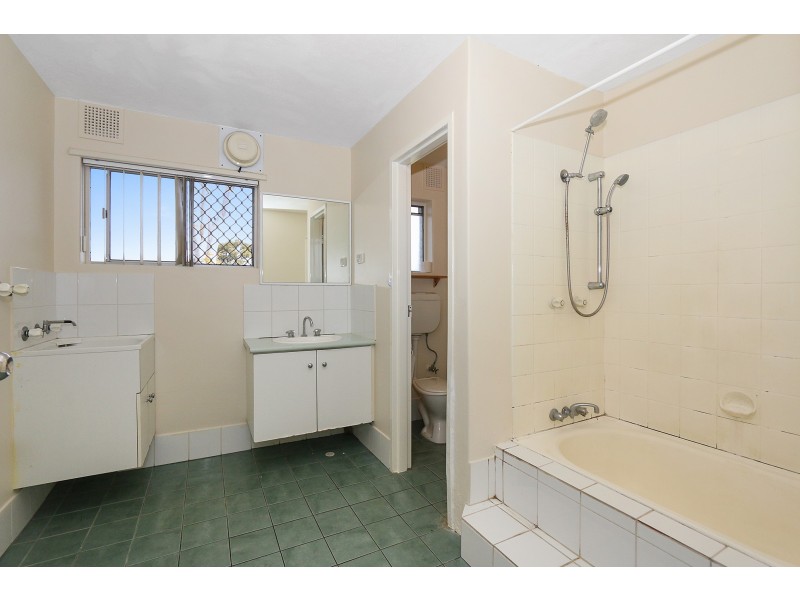 5/26 Salcott Road, Girrawheen WA 6064