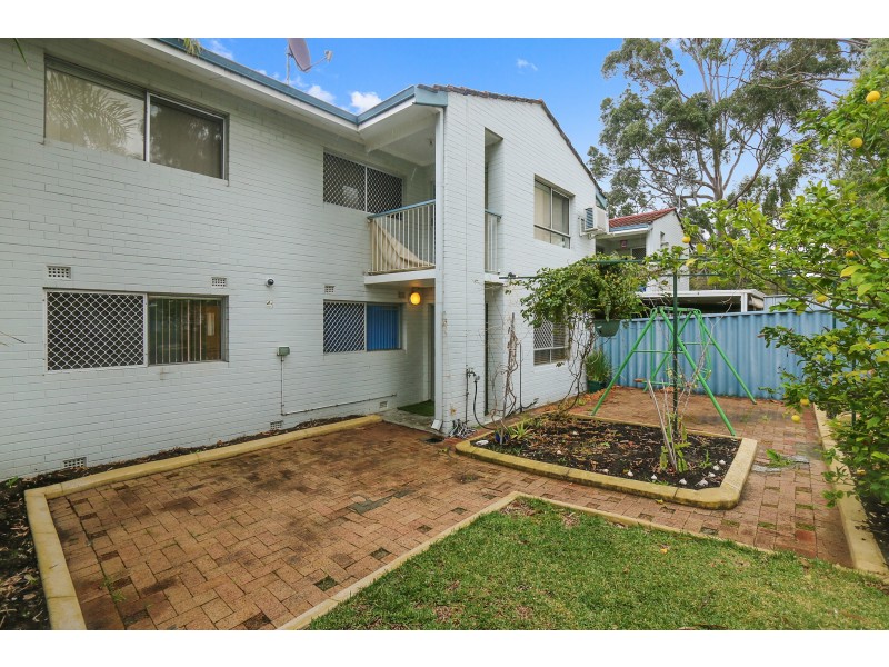 5/26 Salcott Road, Girrawheen WA 6064