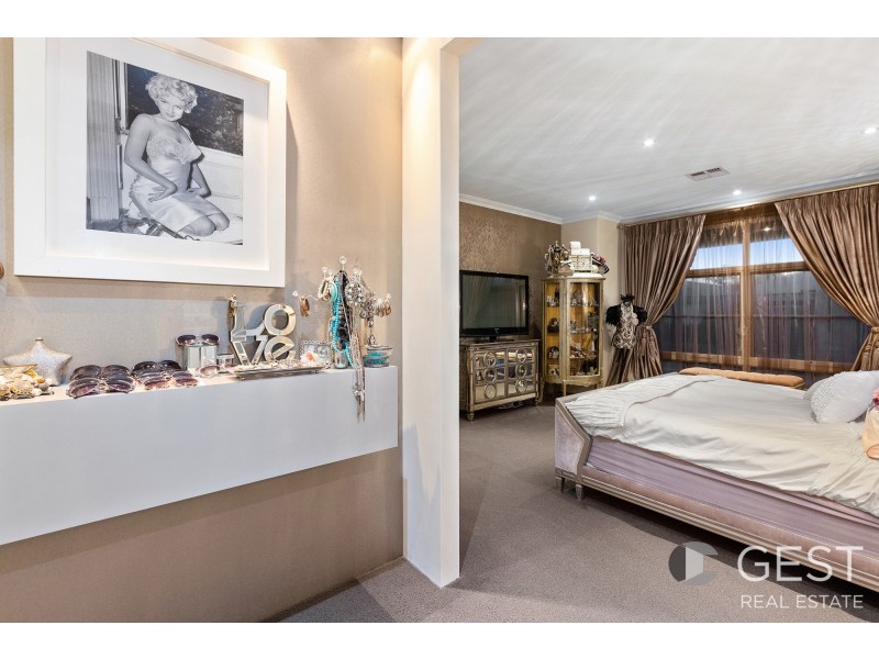 16 MONTICELLO MEANDER, Landsdale WA 6065