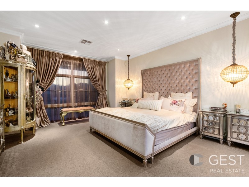 16 MONTICELLO MEANDER, Landsdale WA 6065