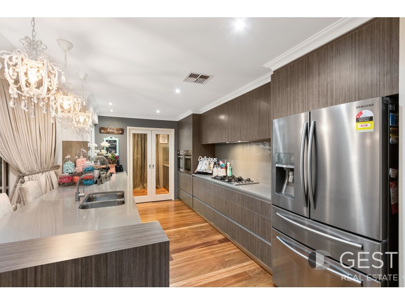 16 MONTICELLO MEANDER, Landsdale WA 6065