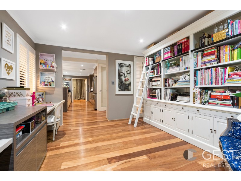 16 MONTICELLO MEANDER, Landsdale WA 6065