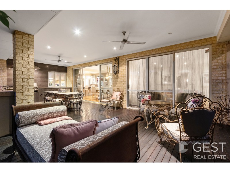 16 MONTICELLO MEANDER, Landsdale WA 6065