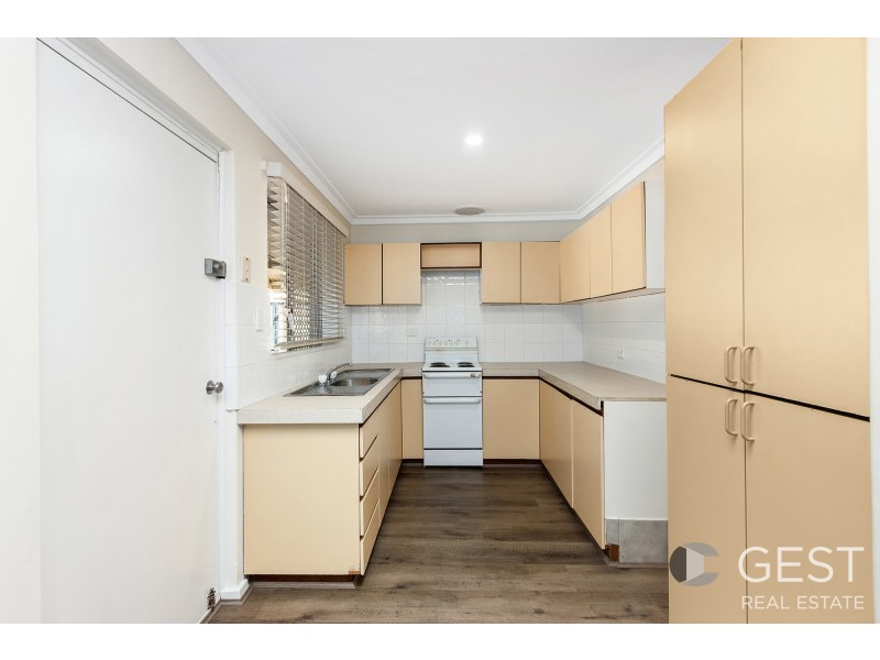 5 MEANDER WAY, Maddington WA 6109