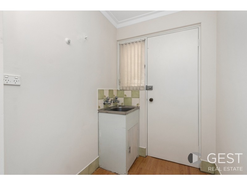 5 MEANDER WAY, Maddington WA 6109