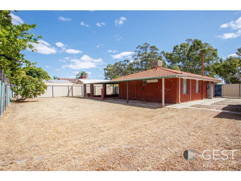 5 MEANDER WAY, Maddington WA 6109