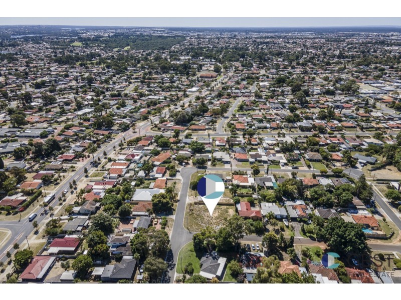 2/8 Bendix Way, Girrawheen WA 6064