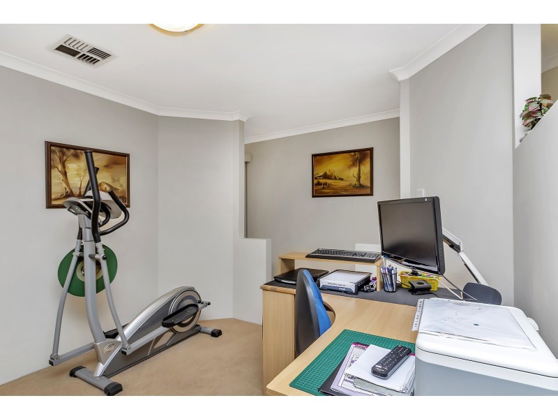 94 The Avenue, Alexander Heights WA 6064