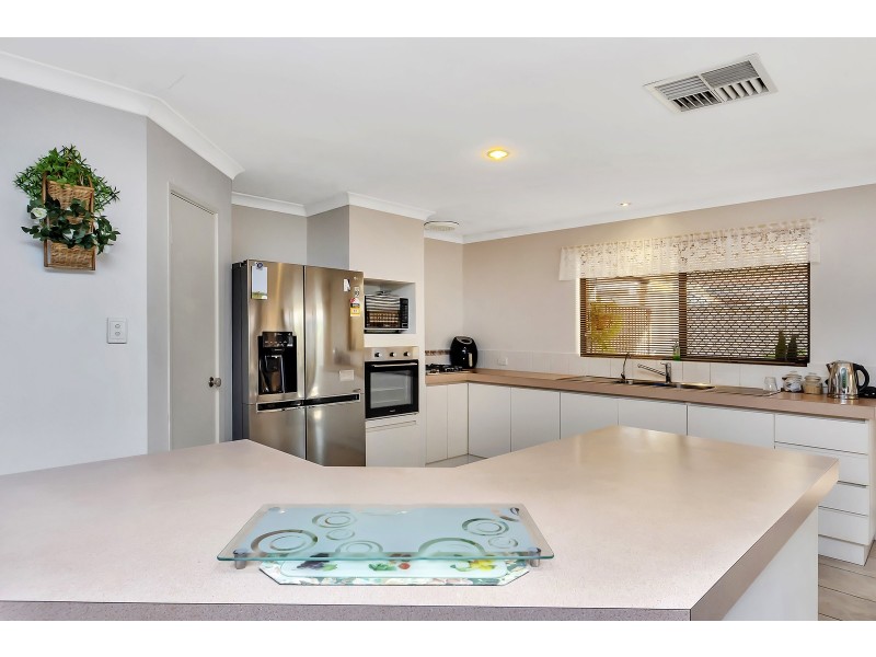 94 The Avenue, Alexander Heights WA 6064