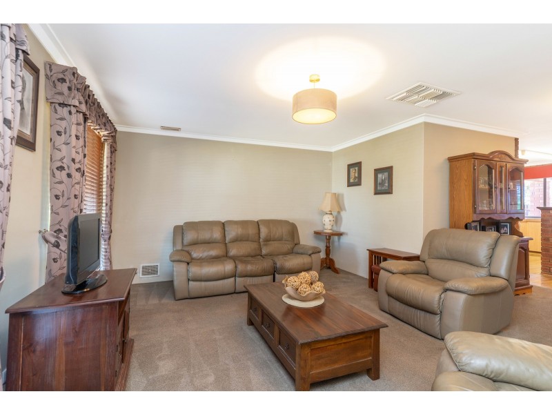 12 CROMWELL ROAD, Alexander Heights WA 6064