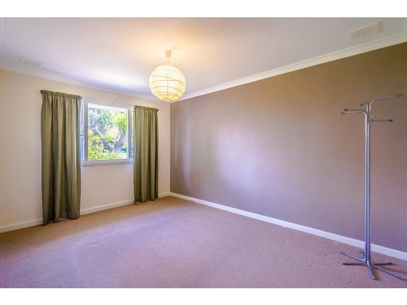 13/26A CONNELL WAY, Girrawheen WA 6064