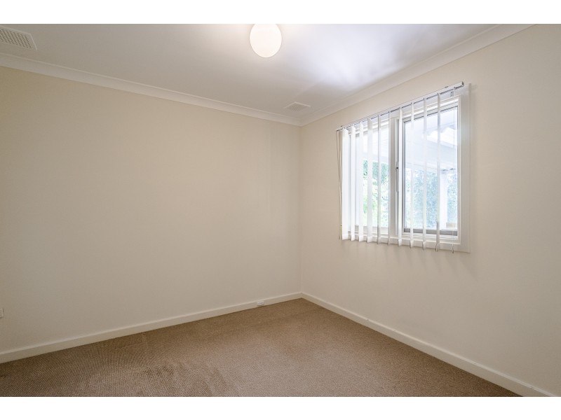 13/26A CONNELL WAY, Girrawheen WA 6064