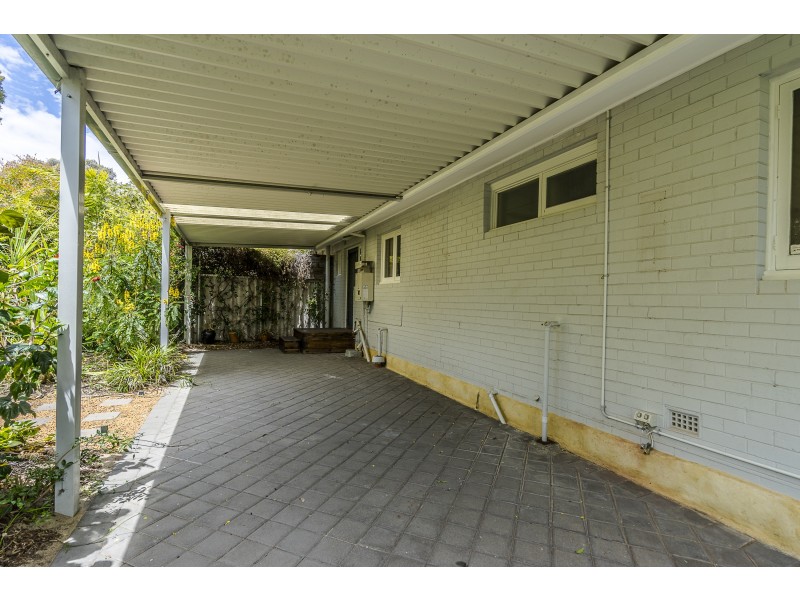 13/26A CONNELL WAY, Girrawheen WA 6064