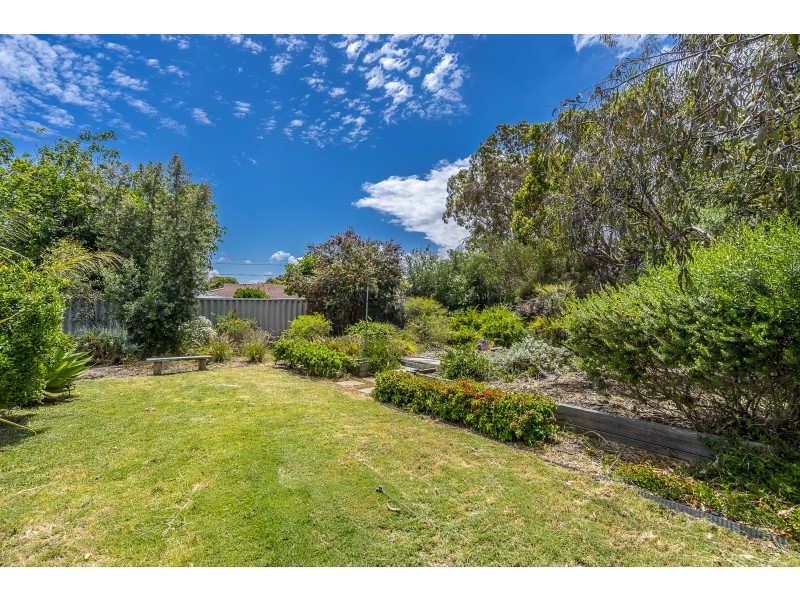 13/26A CONNELL WAY, Girrawheen WA 6064