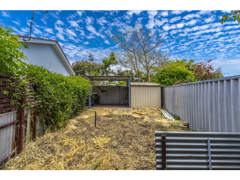 13/26A CONNELL WAY, Girrawheen WA 6064