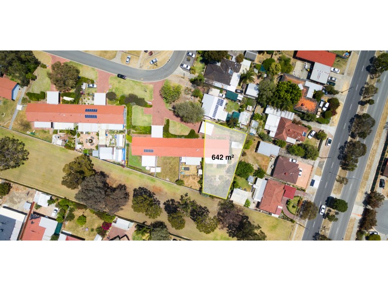 13/26A CONNELL WAY, Girrawheen WA 6064