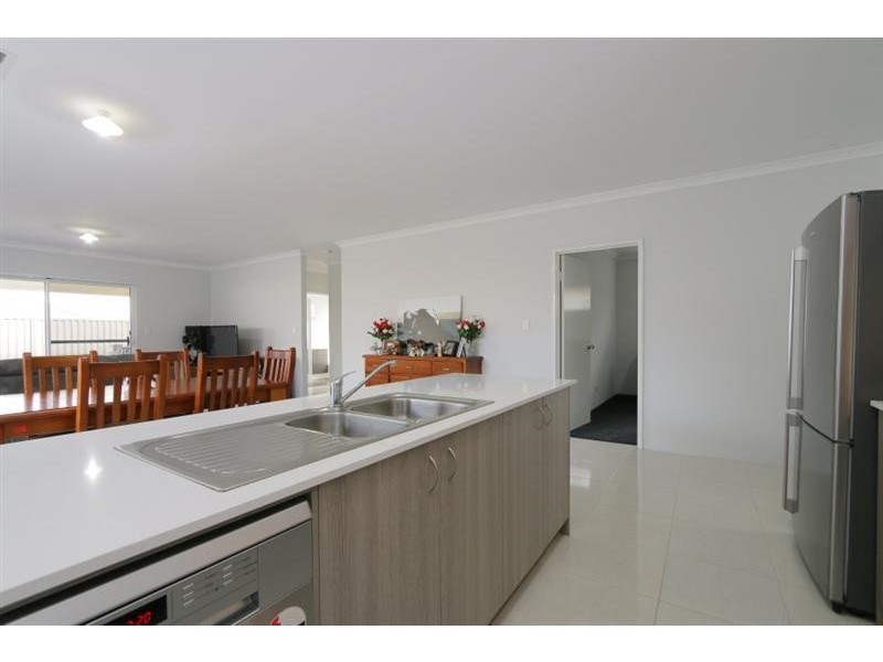 3 LIMONE STREET, Aveley WA 6069