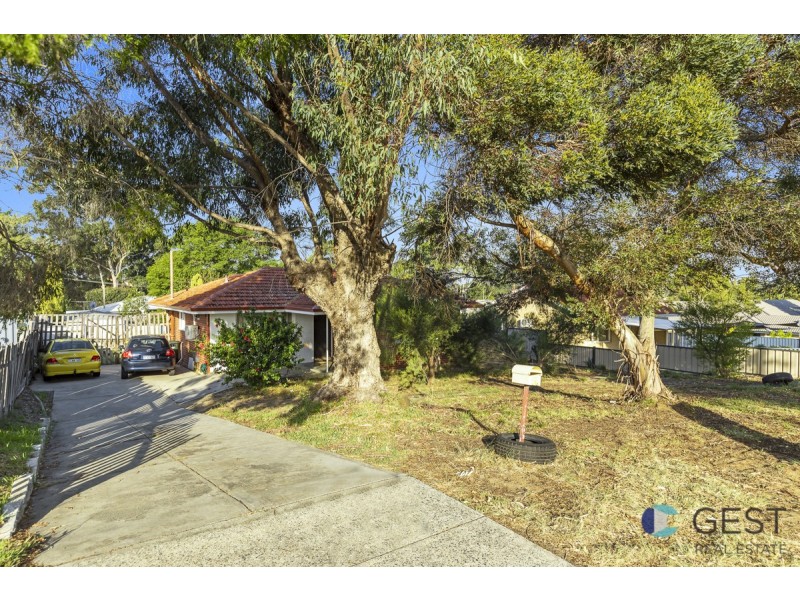 58 CASSERLEY AVENUE, Girrawheen WA 6064