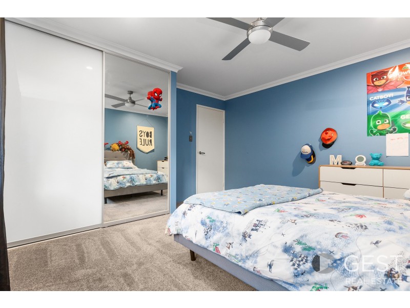 21 SAVERNE WAY, Landsdale WA 6065