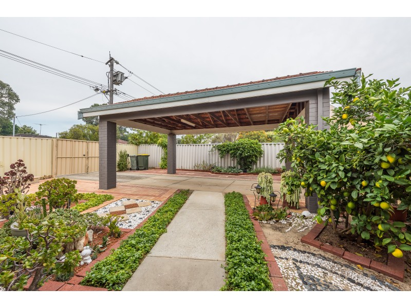 29A WINTERTON WAY, Girrawheen WA 6064