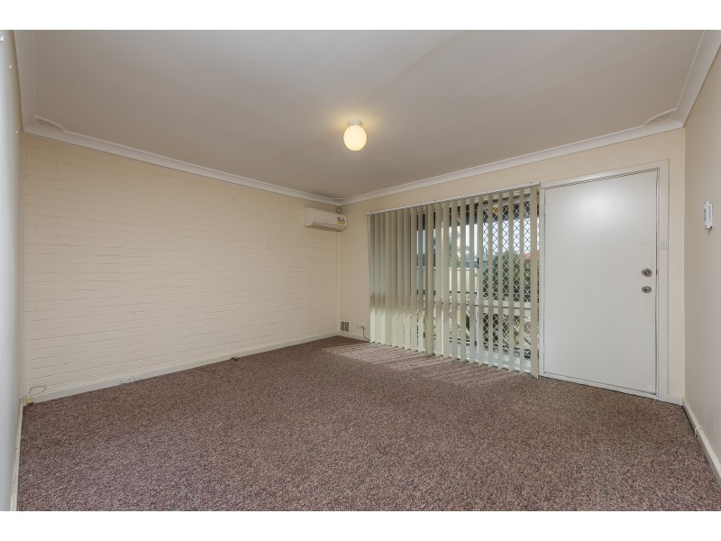 29A WINTERTON WAY, Girrawheen WA 6064