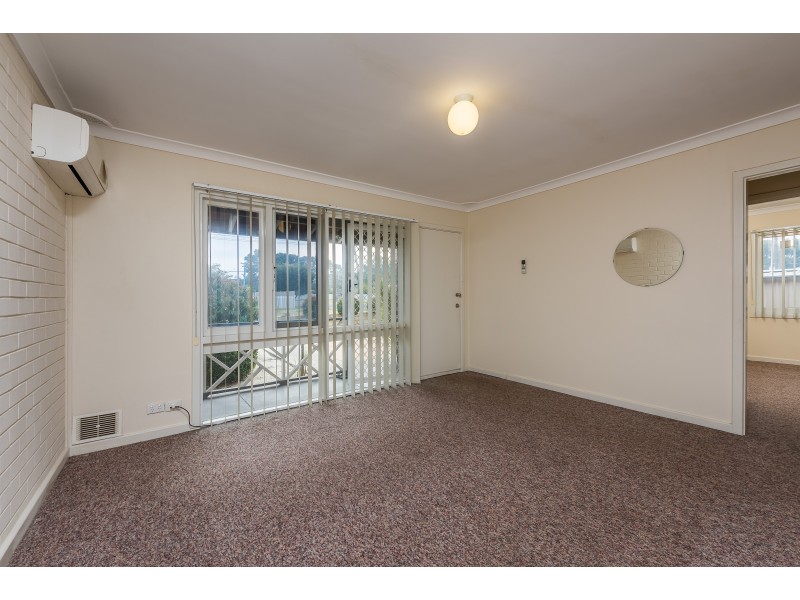 29A WINTERTON WAY, Girrawheen WA 6064