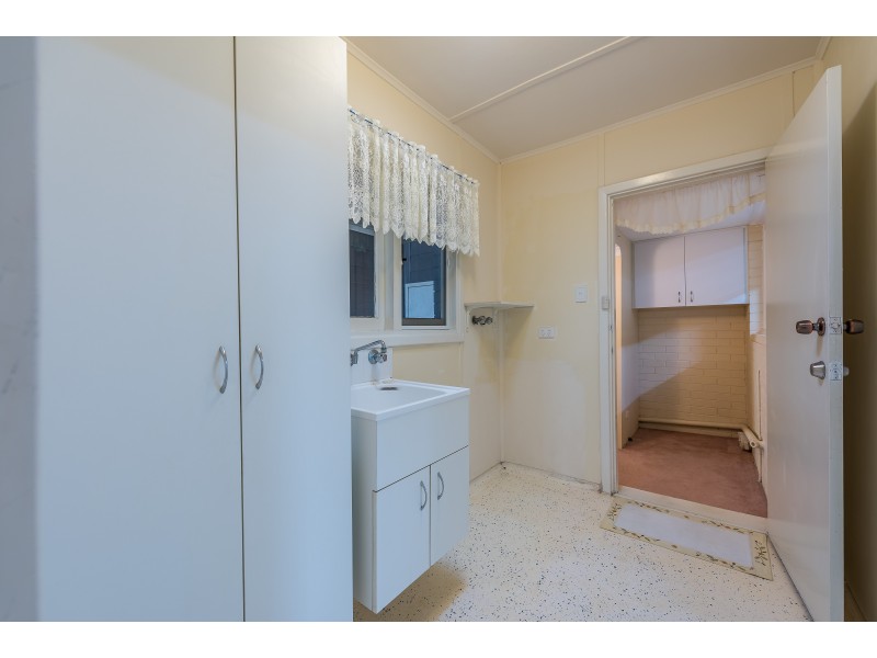 29A WINTERTON WAY, Girrawheen WA 6064