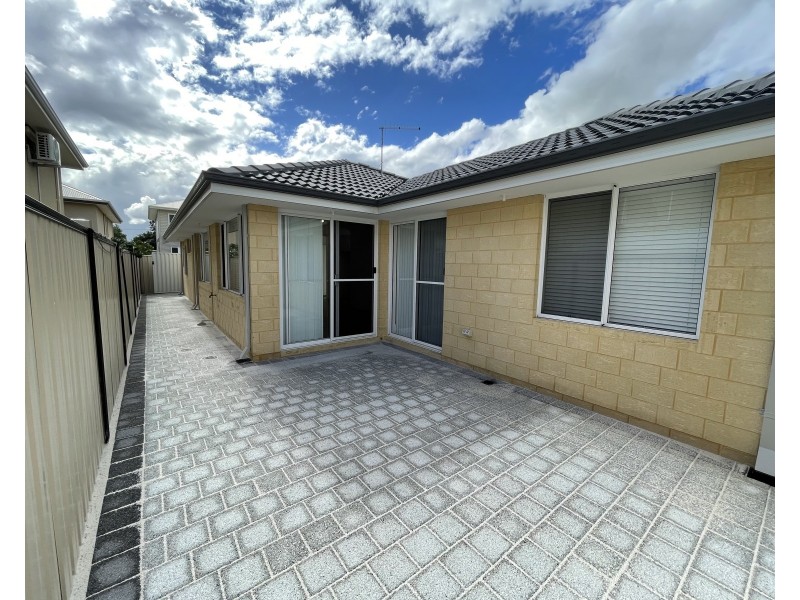 18 ALMURTA WAY, Nollamara WA 6061