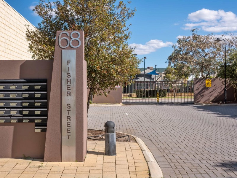 30/68 FISHER STREET, Belmont WA 6104