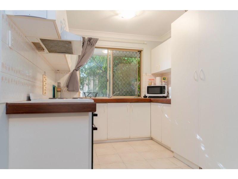 91 HILLCREST ROAD, Alexander Heights WA 6064