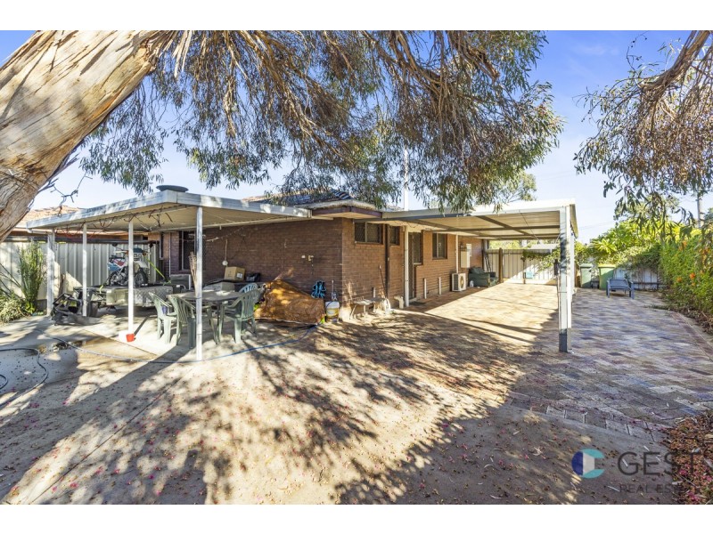 92A BEACONSFIELD AVENUE, Midvale WA 6056