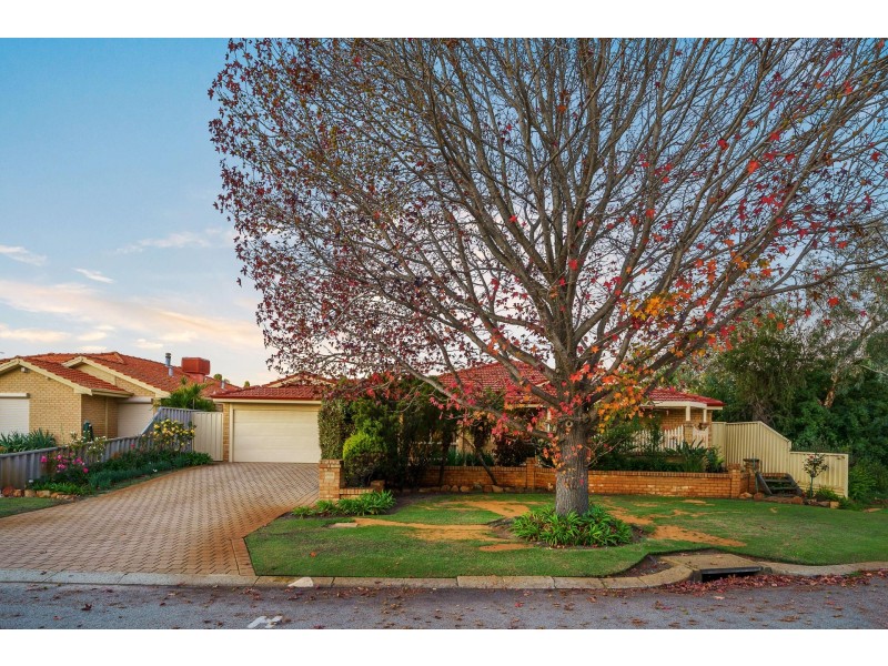 27 ADDLEWELL GLEN, Kiara WA 6054