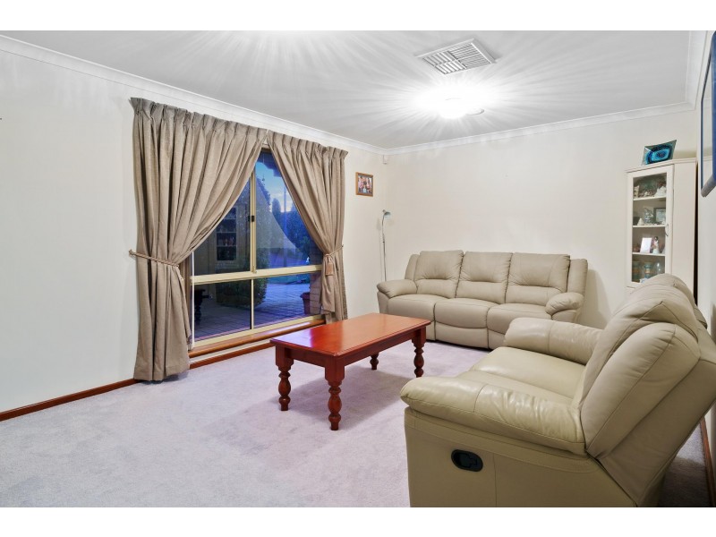 27 ADDLEWELL GLEN, Kiara WA 6054