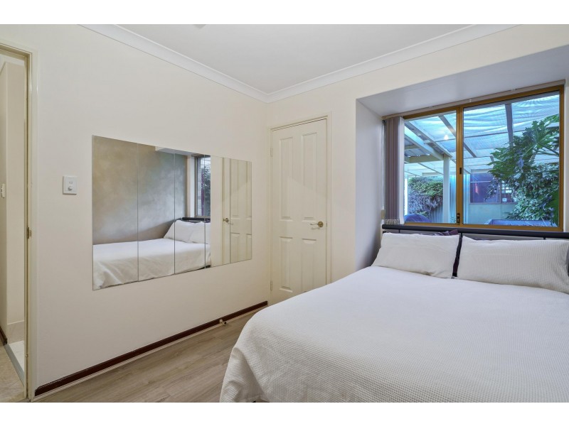 27 ADDLEWELL GLEN, Kiara WA 6054