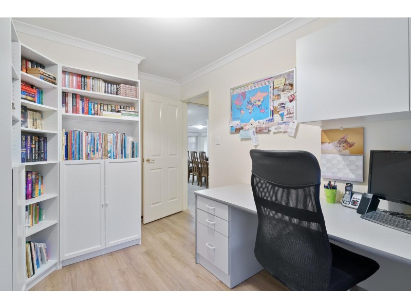 27 ADDLEWELL GLEN, Kiara WA 6054