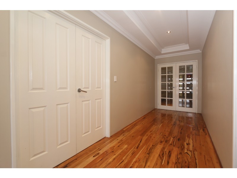 34 LITCHFIELD CRESCENT, Carramar WA 6031