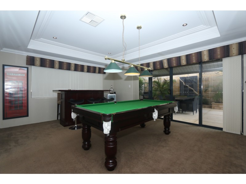 34 LITCHFIELD CRESCENT, Carramar WA 6031