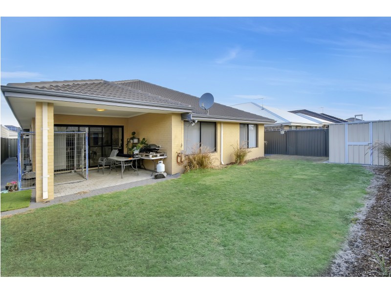7 Vivante Loop, Landsdale WA 6065