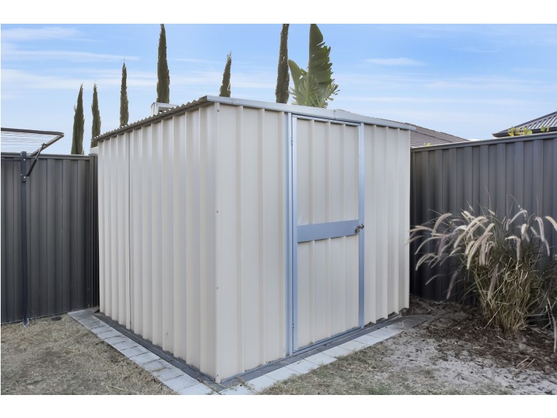 7 Vivante Loop, Landsdale WA 6065