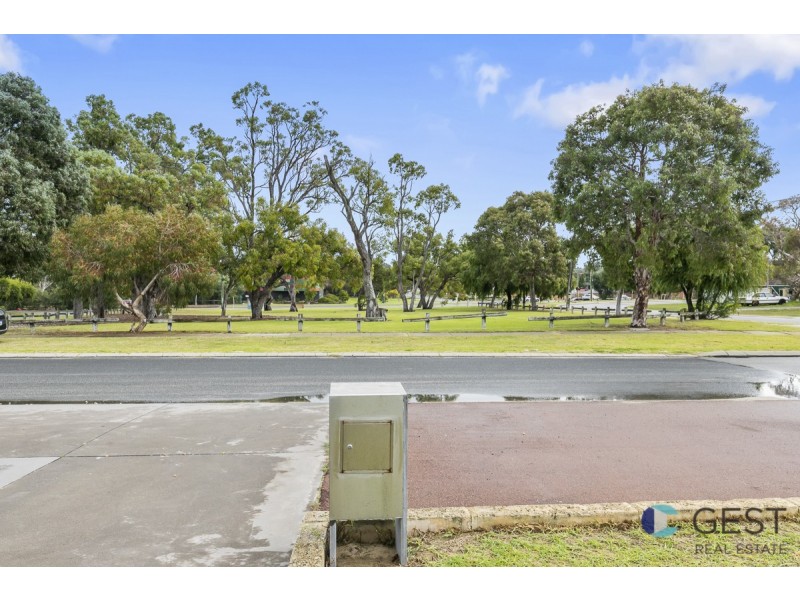 2 SHORTLAND WAY, Girrawheen WA 6064