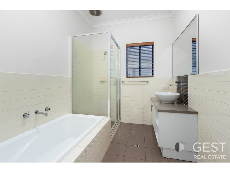 30 GRACELAND AVENUE, Landsdale WA 6065