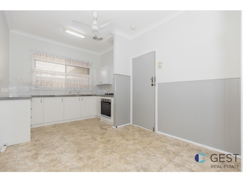 10 COMPTON STREET, Balga WA 6061