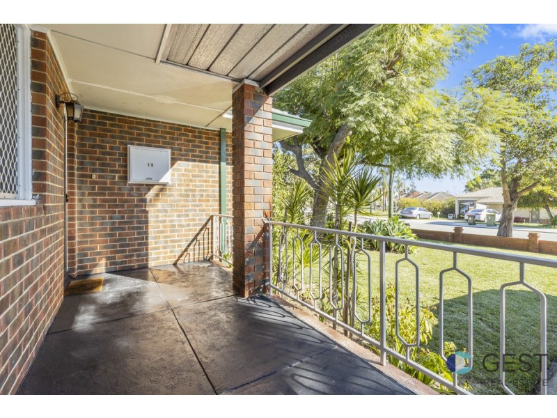 10 COMPTON STREET, Balga WA 6061