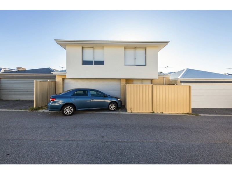 21 FERRARA WAY, Girrawheen WA 6064