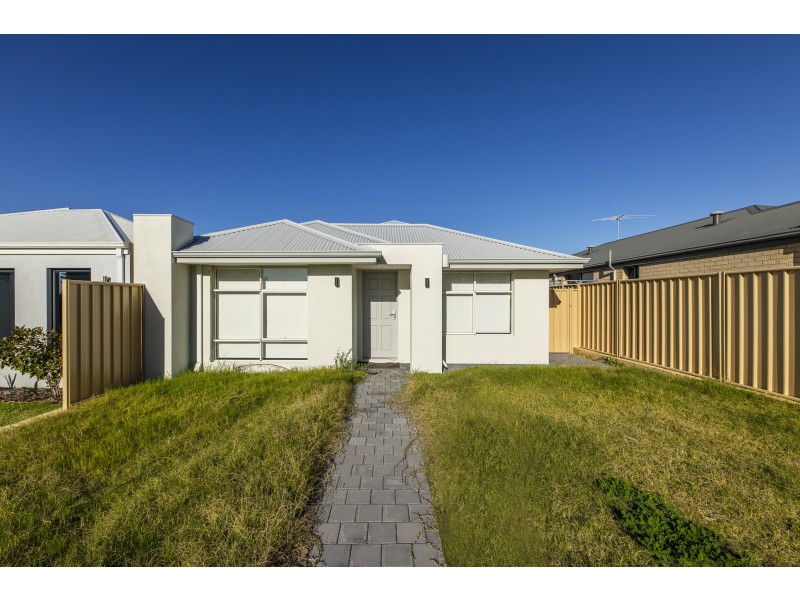 21 FERRARA WAY, Girrawheen WA 6064